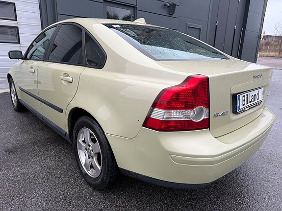 Volvo S40 4 of 10