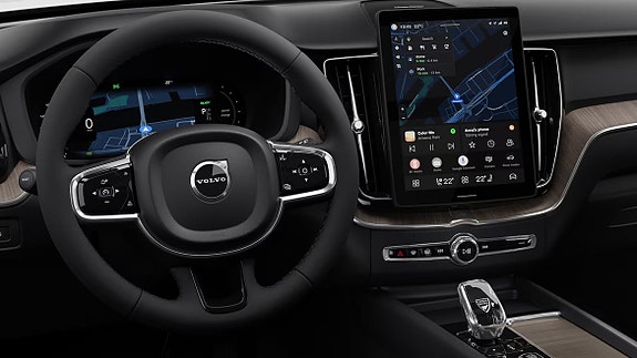 Volvo XC60 2 of 23