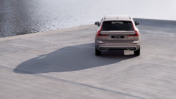 Volvo XC60 9 of 23