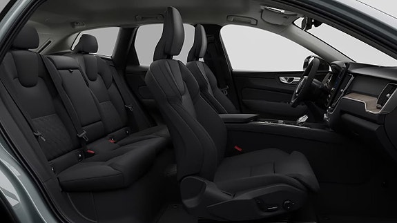 Volvo XC60 6 of 24