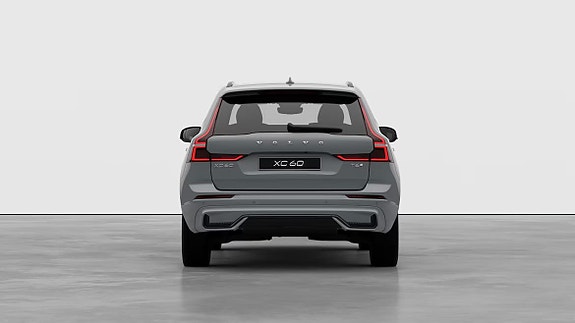 Volvo XC60 5 of 24