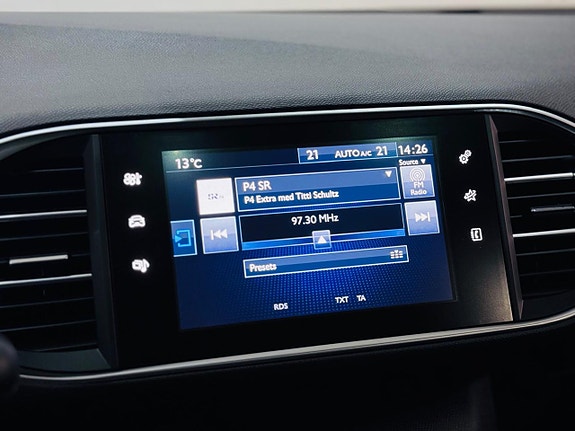 Peugeot 308 SW 12 of 19