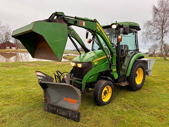 John Deere 3720 Kompakttraktor