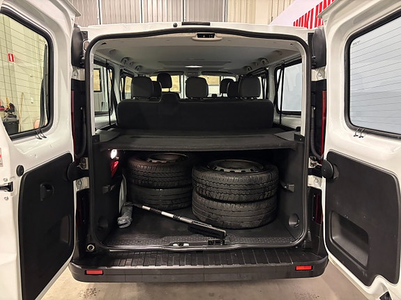 Renault Trafic 21 of 22