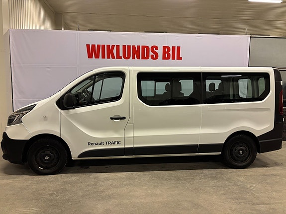 Renault Trafic 2 of 22