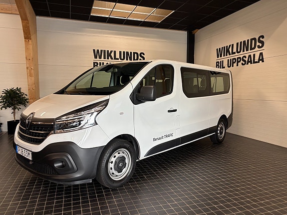 Renault Trafic 2 of 22