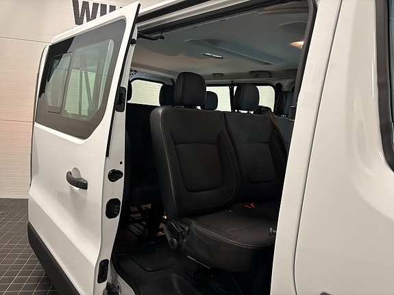 Renault Trafic 15 of 22