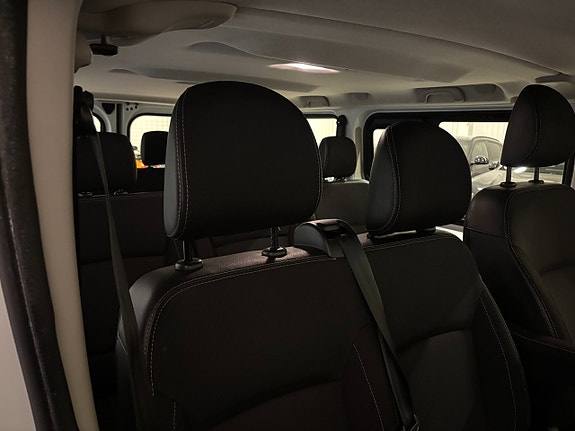 Renault Trafic 15 of 22