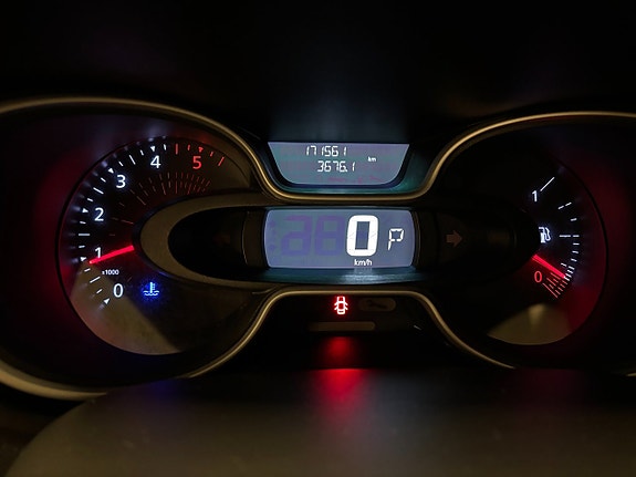 Renault Trafic 9 of 22