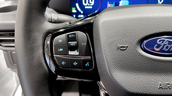 Ford Custom 15 of 19