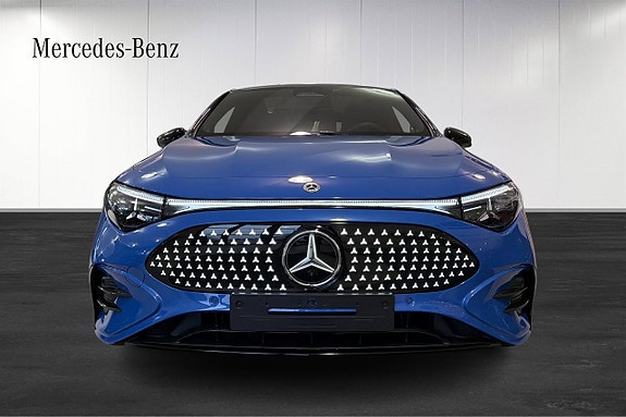 Mercedes-Benz CLA350 6 of 14