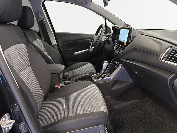 Suzuki S-Cross 6 of 12
