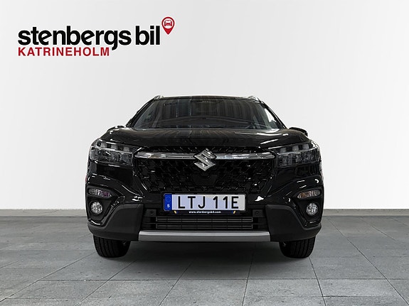 Suzuki S-Cross 5 of 5