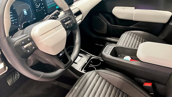 Kia EV4 17 of 18
