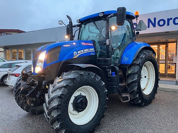 New Holland T7.210