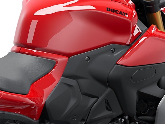 Ducati Streetfighter V2 S 8 of 8