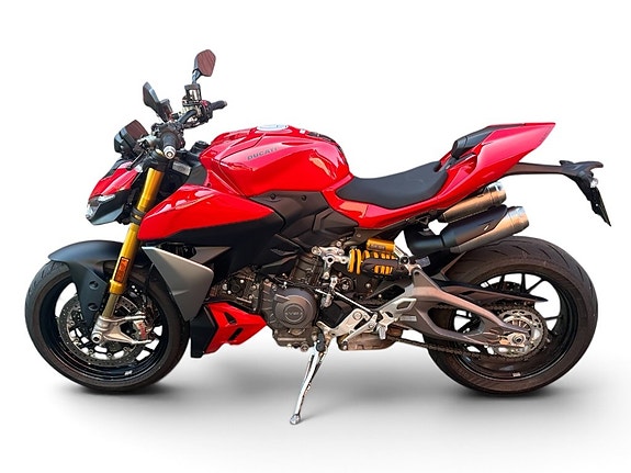 Ducati Streetfighter V2 S 4 of 6