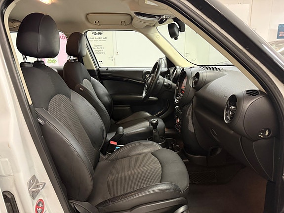MINI Countryman Cooper D 9 of 20