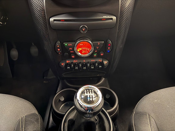 MINI Countryman Cooper D 16 of 20