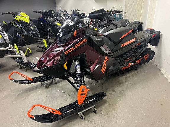 Polaris Switchback Assault 9R -146"