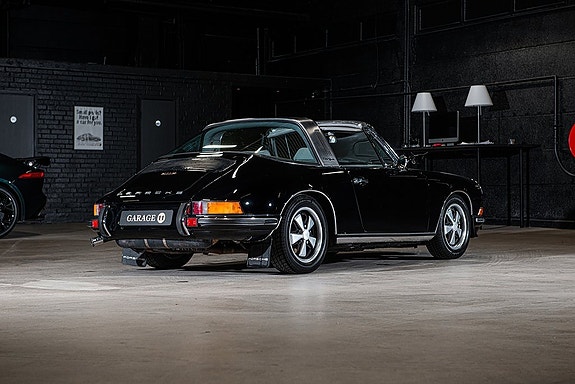 Porsche 911 Targa 6 of 30