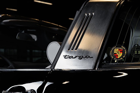 Porsche 911 Targa 22 of 30