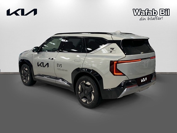 Kia EV5 6 of 29