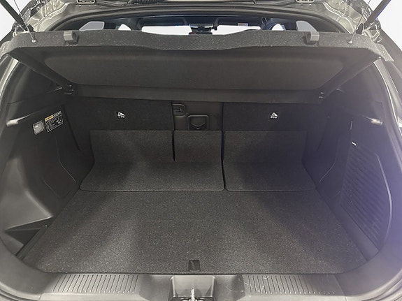 Suzuki eVitara 10 of 15