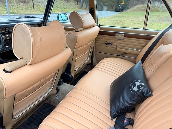 BMW 3.0SI 11 of 13