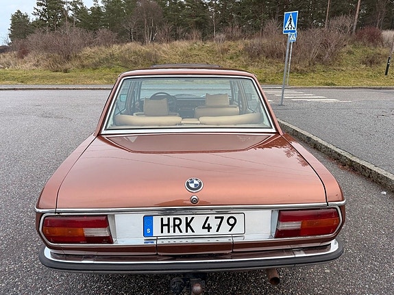 BMW 3.0SI 4 of 5