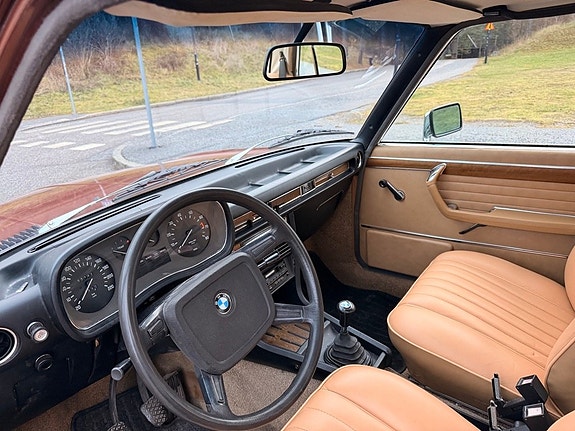 BMW 3.0SI 9 of 13