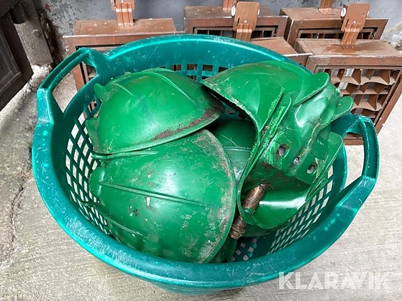 Vattenkoppar, Ridbaneharv & Harv till travbana