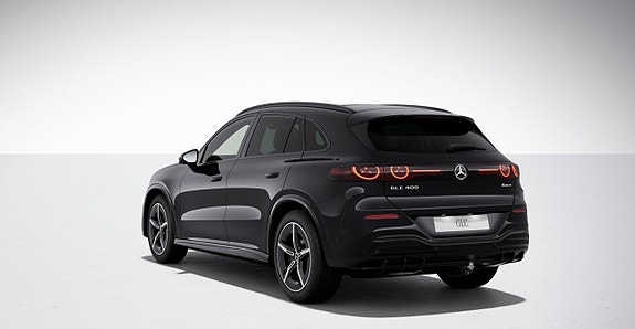 Mercedes-Benz GLC400 3 of 5