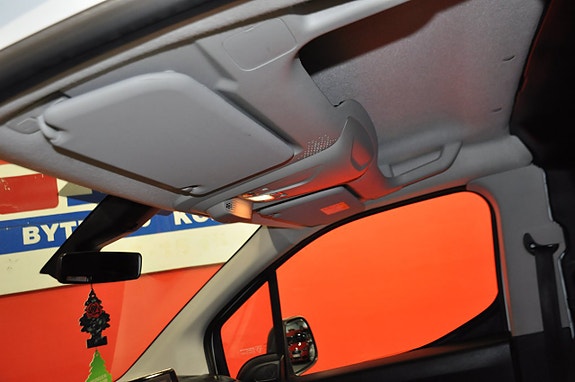 Peugeot Partner 7 of 21