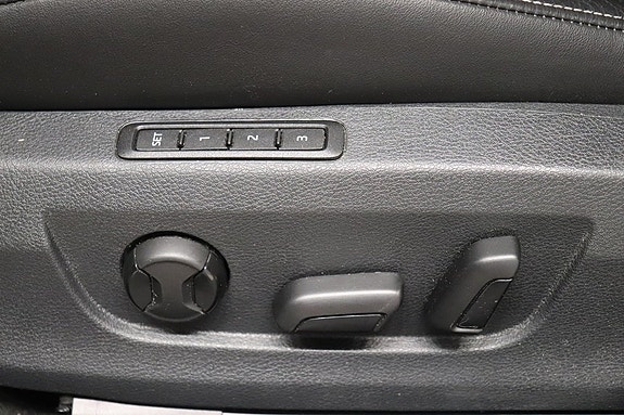 Skoda Superb 10 of 13