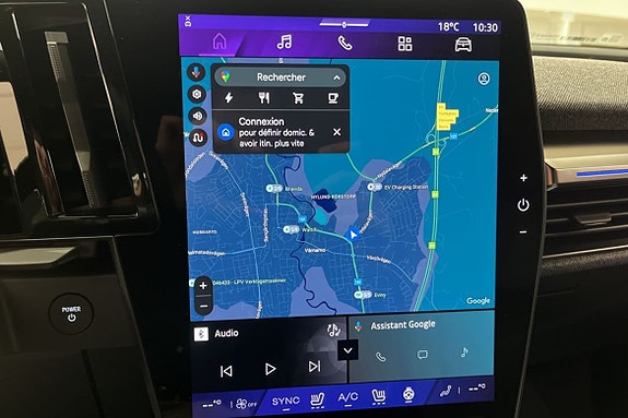 Renault Scenic E-Tech 13 of 16