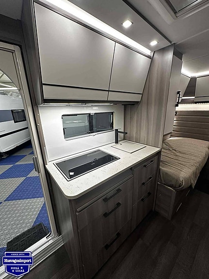 Kabe ESTATE 470 GLE Långbädd / Resevagn 7 of 21
