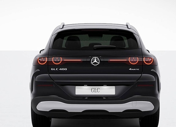 Mercedes-Benz GLC400 3 of 5