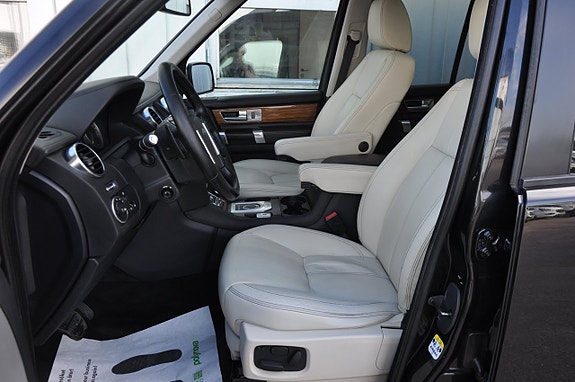 Land Rover Discovery 4 5 of 5