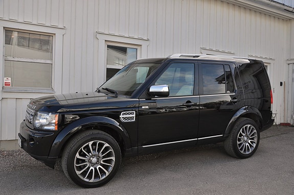 Land Rover Discovery 4 2 of 5
