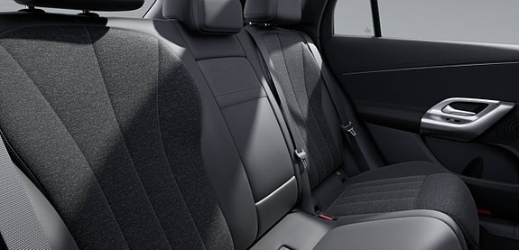 Mercedes-Benz GLC400 6 of 6