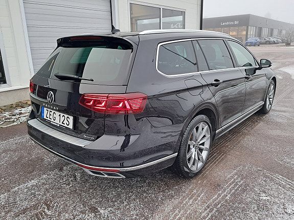 Volkswagen Passat 4 of 5