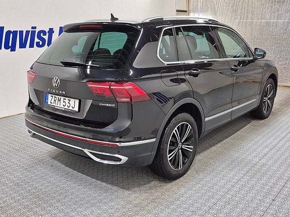 Volkswagen Tiguan 4 of 11
