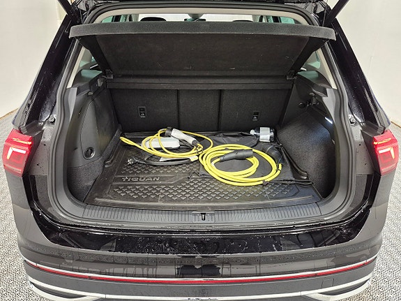 Volkswagen Tiguan 11 of 11