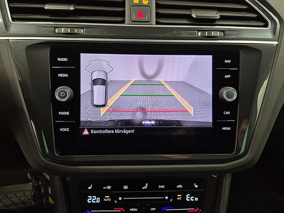Volkswagen Tiguan 7 of 11