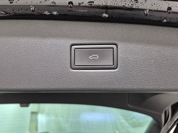 Volkswagen Tiguan 8 of 11