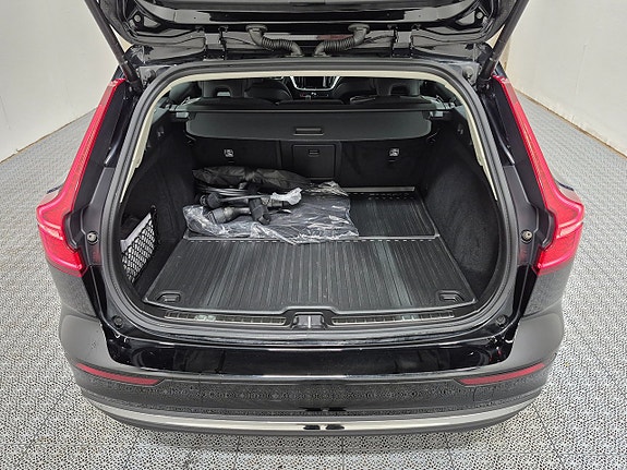 Volvo V60 11 of 11