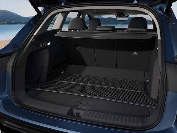 Audi Q6 e-tron 8 of 8