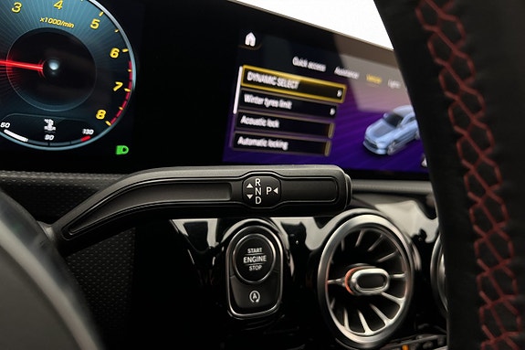 Mercedes-Benz CLA220 22 of 27