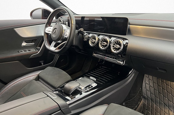 Mercedes-Benz CLA220 10 of 27